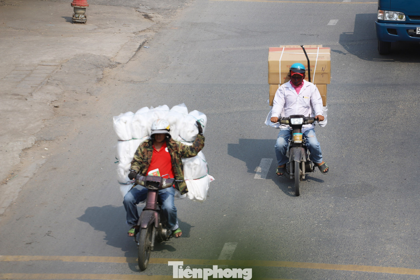 Xe máy 'hết đát' đại náo đường phố Sài Gòn ảnh 13