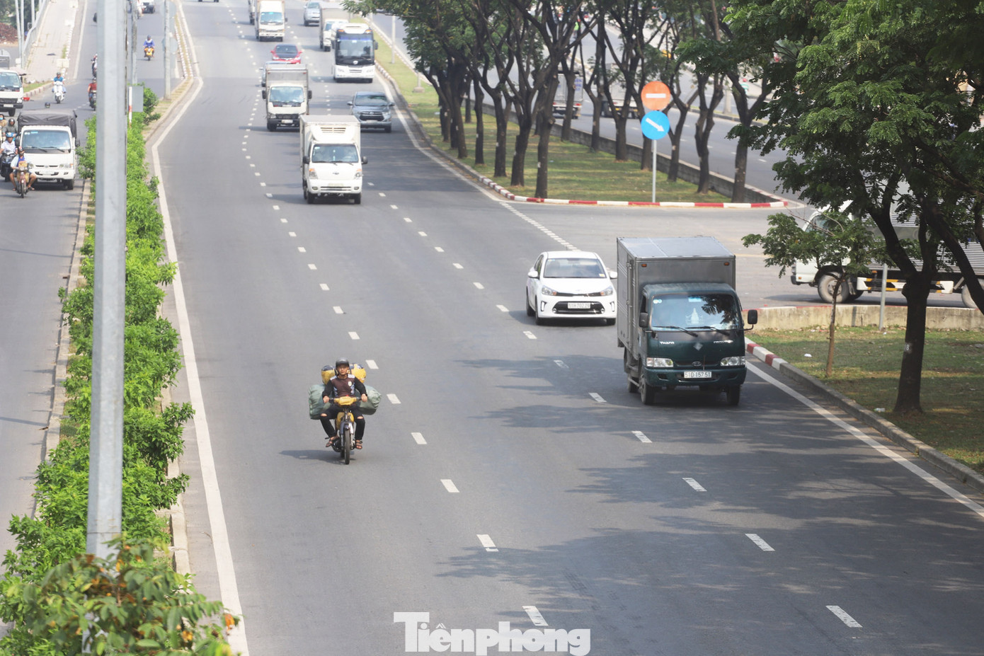 Xe máy 'hết đát' đại náo đường phố Sài Gòn ảnh 10