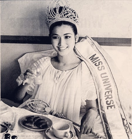 Nhan sắc tuổi 72 của Hoa hậu Hoàn vũ Thái Lan gây xôn xao truyền thông châu Á ảnh 9