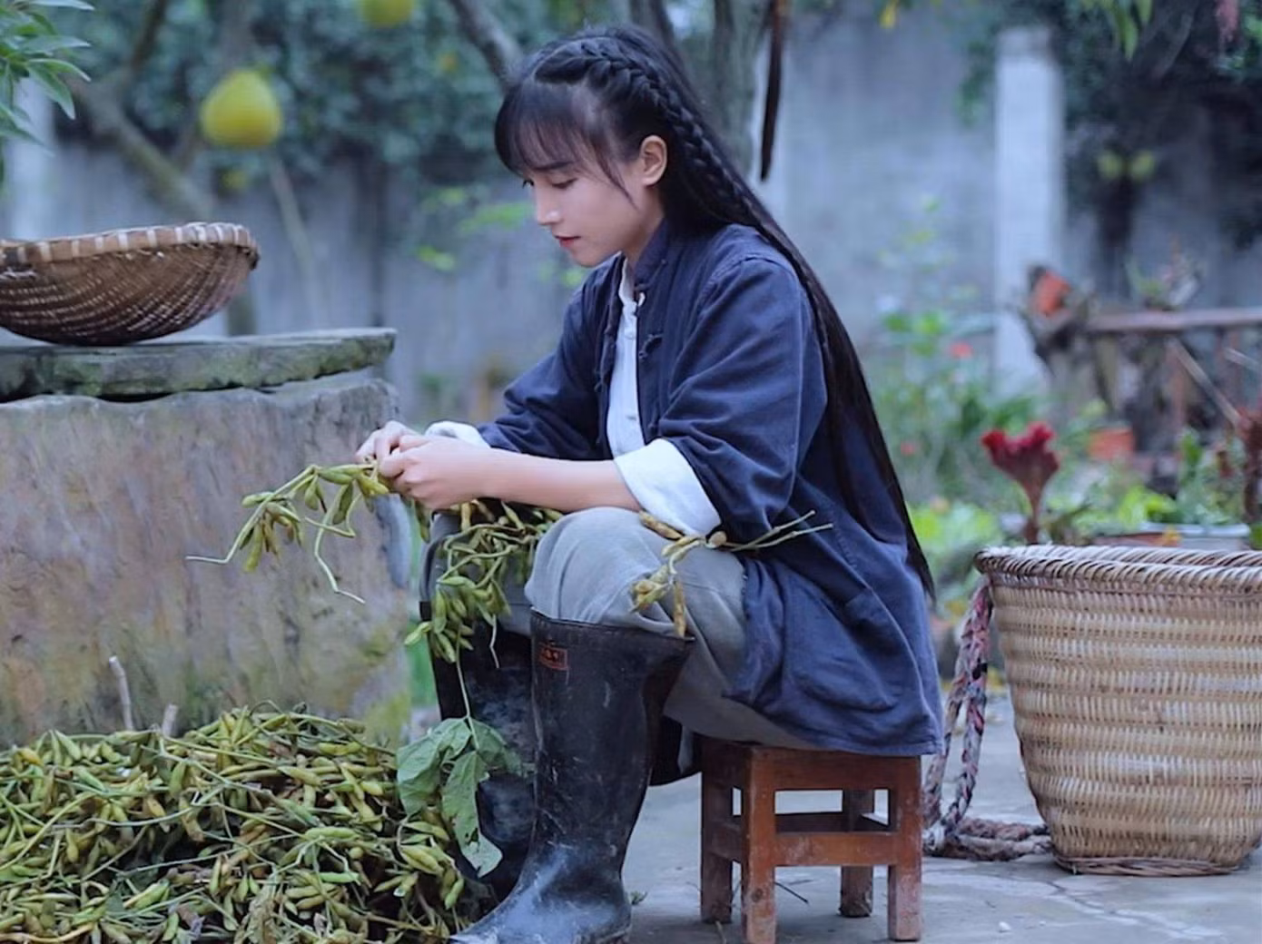‘Tiên nữ đồng quê’ Lý Tử Thất lọt top 15 người ảnh hưởng nhất Trung Quốc là ai? ảnh 2