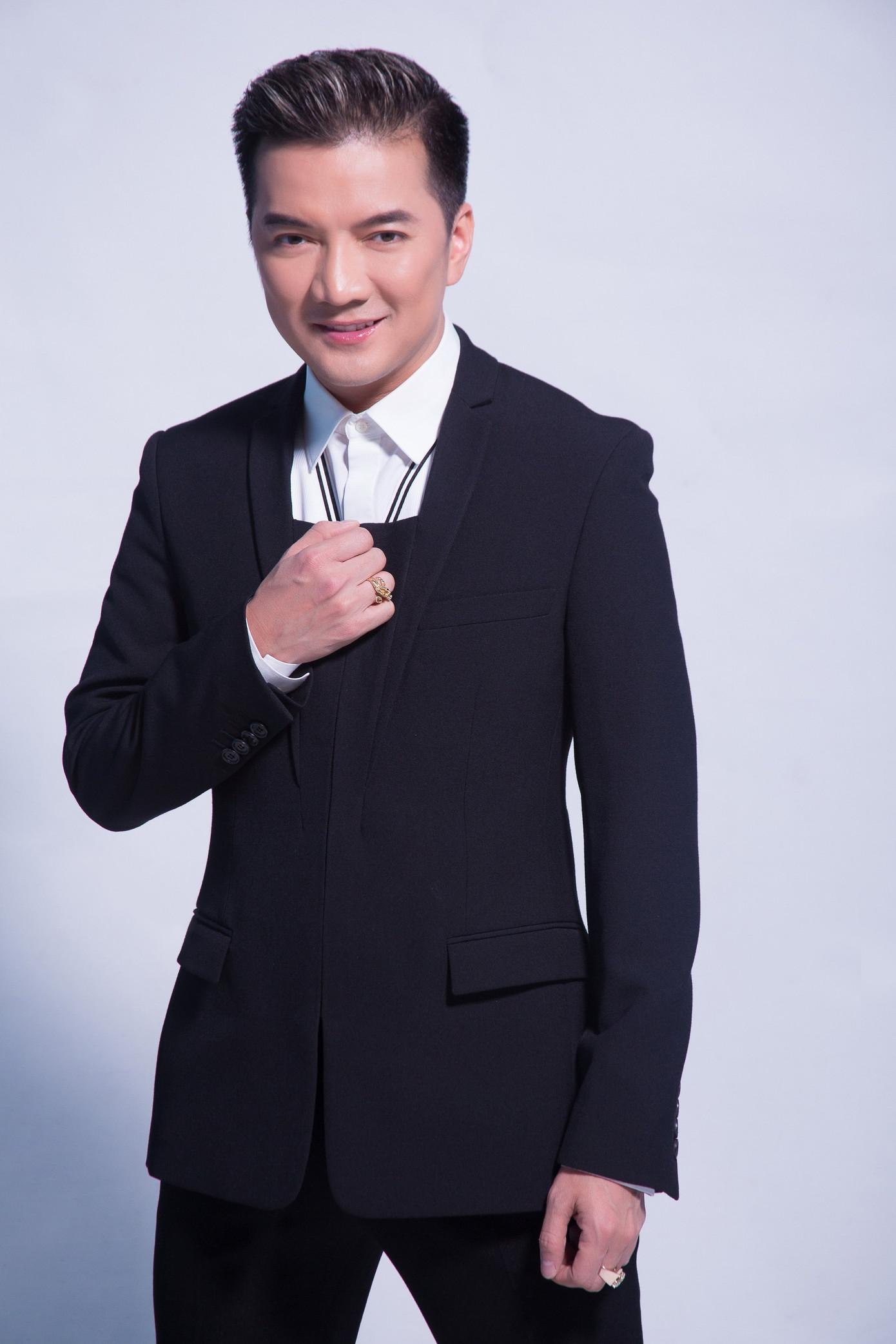 Vì sao Đàm Vĩnh Hưng phải hầu toà sáng nay? ảnh 2