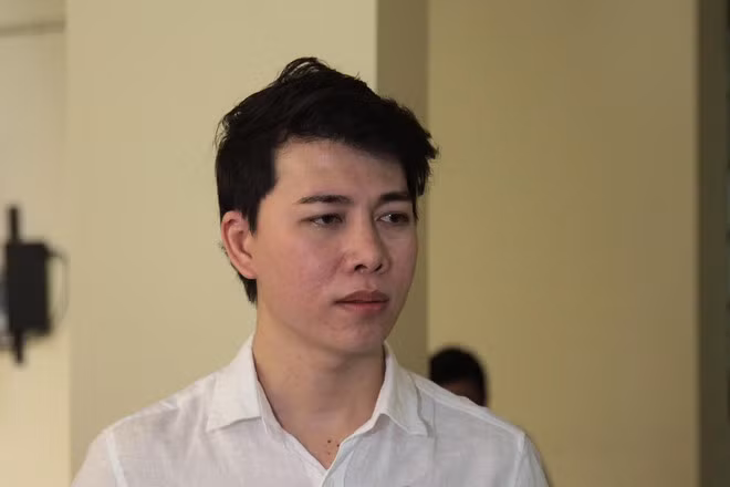Vì sao Đàm Vĩnh Hưng phải hầu toà sáng nay? ảnh 1