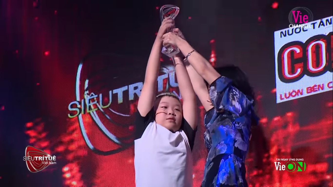 Thần đồng 11 tuổi thắng áp đảo ‘thiên tài sử học’ Phước Vinh, khán giả bất bình ảnh 4