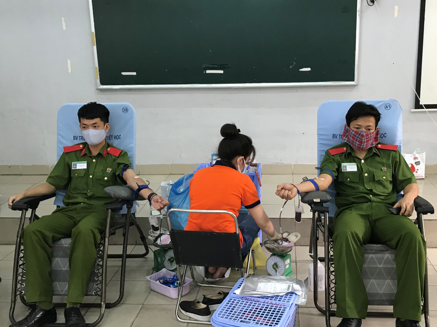 TPHCM tổ chức 'Ngày hội hiến máu tình nguyện' sau giãn cách xã hội ảnh 1