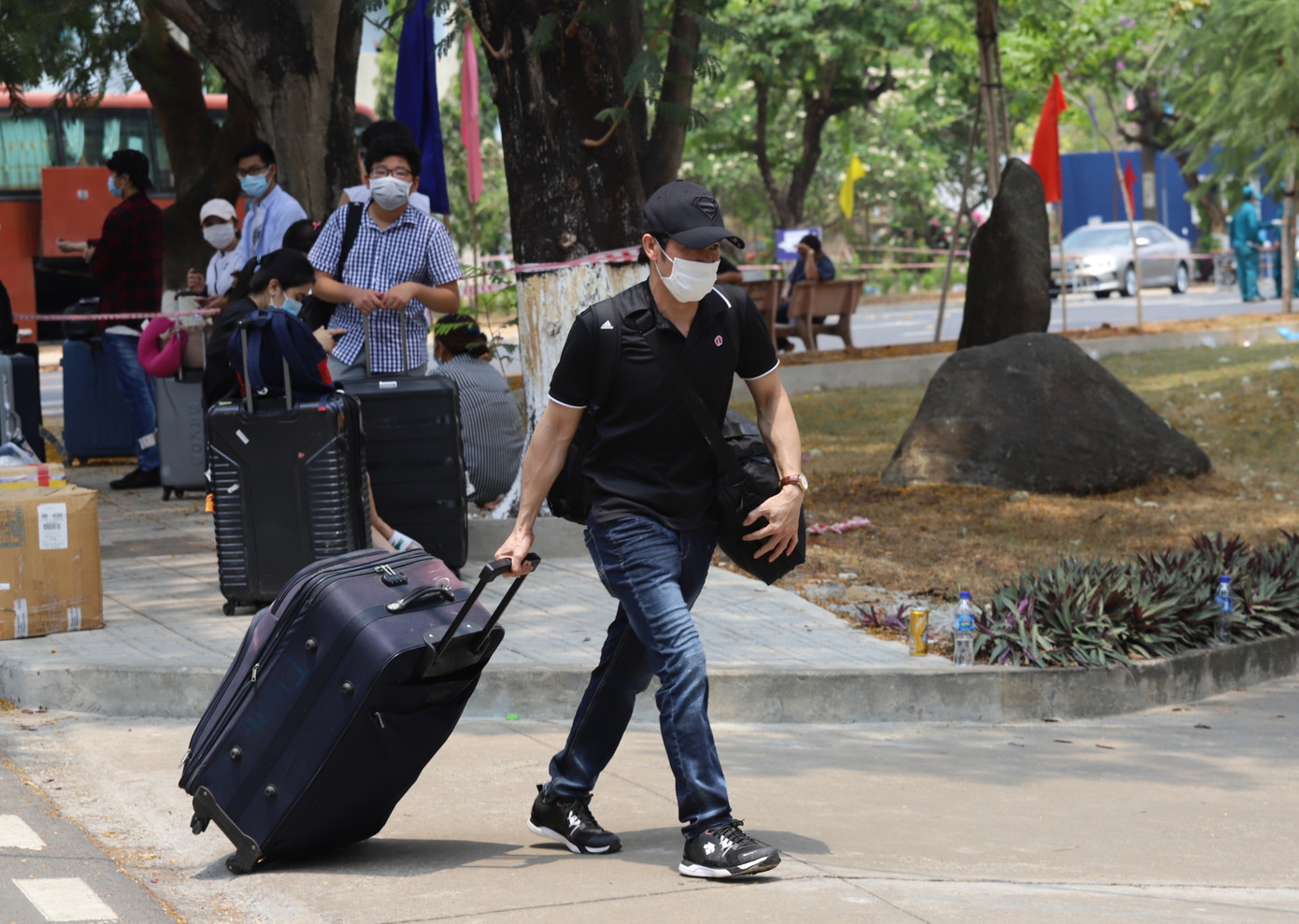Gần 9000 người hoàn thành cách ly trở về nhà ảnh 3