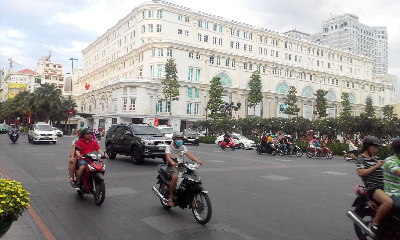 TPHCM: Vũ trường, cơ sở thẩm mỹ, sân khấu giải trí...tiếp tục dừng hoạt động ảnh 5 TPHCM: Vũ trường, cơ sở thẩm mỹ, sân khấu giải trí...tiếp tục dừng hoạt động ảnh 5