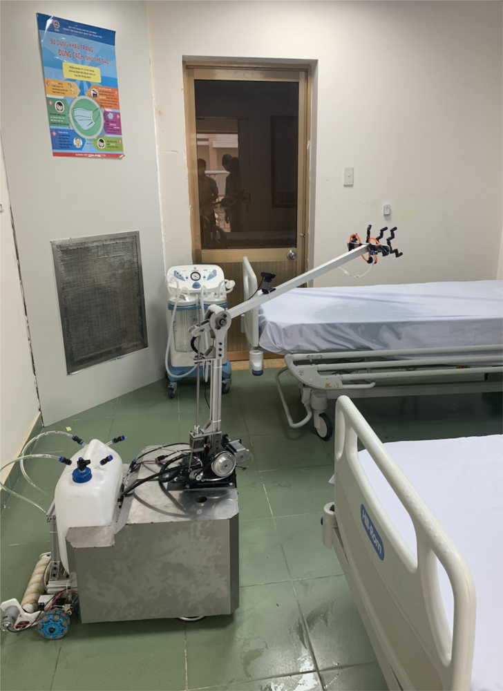 TPHCM đưa robot 'làm nhiệm vụ' trong bệnh viện dã chiến ảnh 2