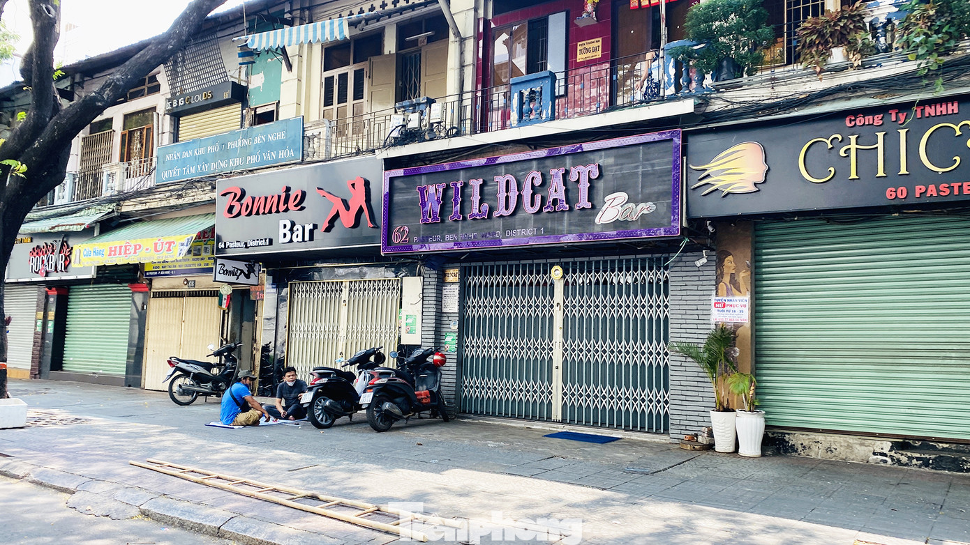 Ngày Chủ nhật ở Sài Gòn vắng vẻ đến kỳ lạ ảnh 4