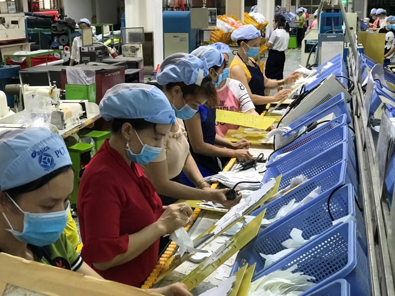 Cách ly xã hội tiếp, TPHCM có lo thiếu thực phẩm, khẩu trang? ảnh 5