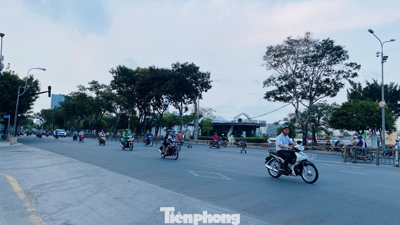 Đường phố Sài Gòn ra sao trong những ngày cách ly xã hội? ảnh 8