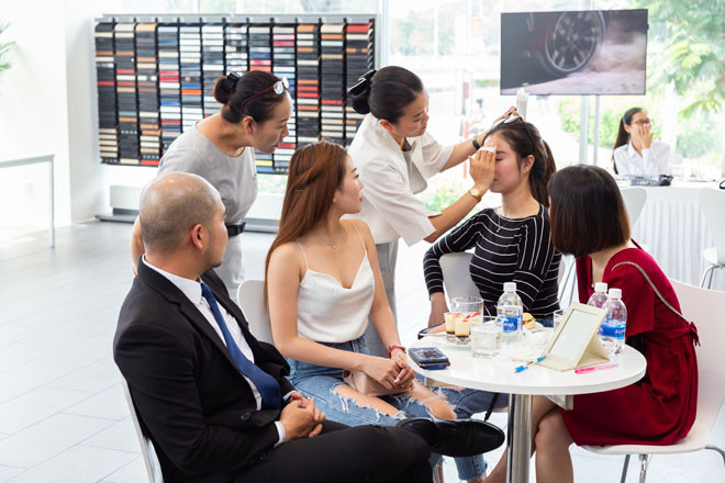 BMW tôn vinh phụ nữ qua chuỗi sự kiện Joy Of Beauty ảnh 2