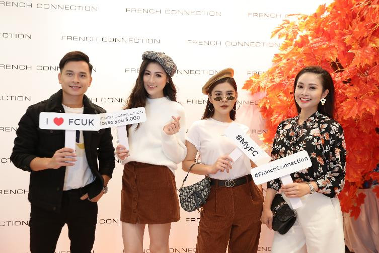 Á hậu Tú Anh trổ tài stylist phối đồ phong cách cho diễn viên Lương Thanh ảnh 4