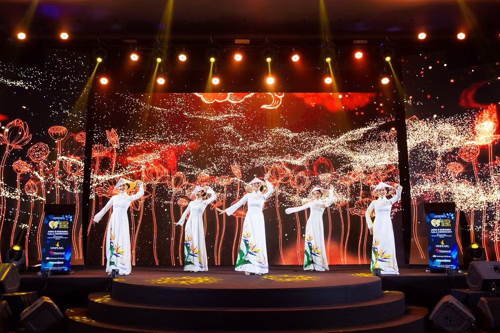 Dấu ấn Việt Nam và Vinpearl Phú Quốc tại Lễ trao giải WTA 2019 ảnh 2