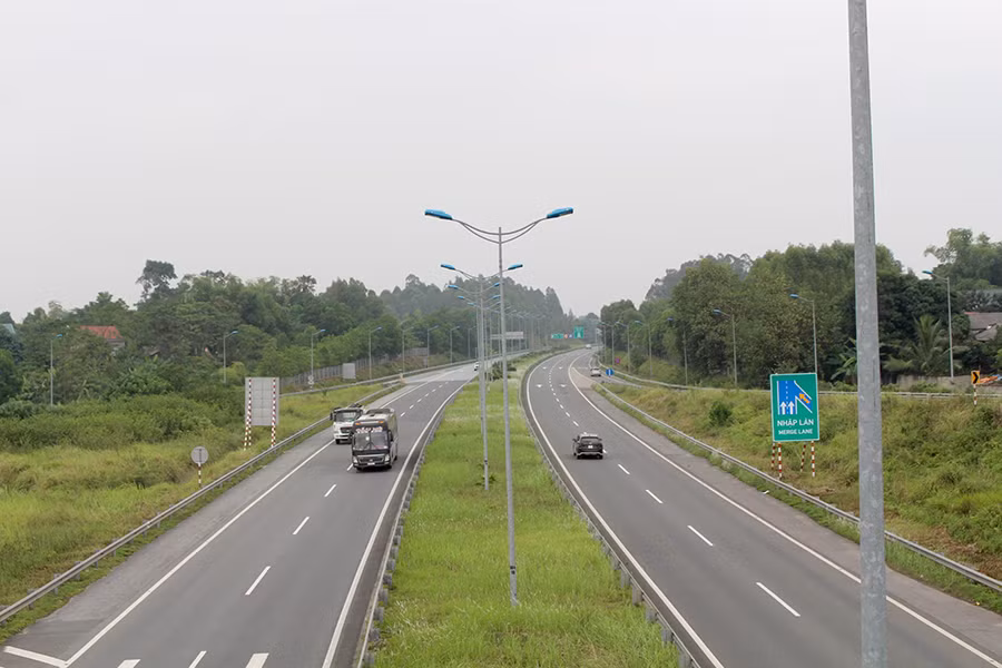 Chủ tịch và Tổng giám đốc VEC bị điều chuyển công tác do vi phạm ảnh 1