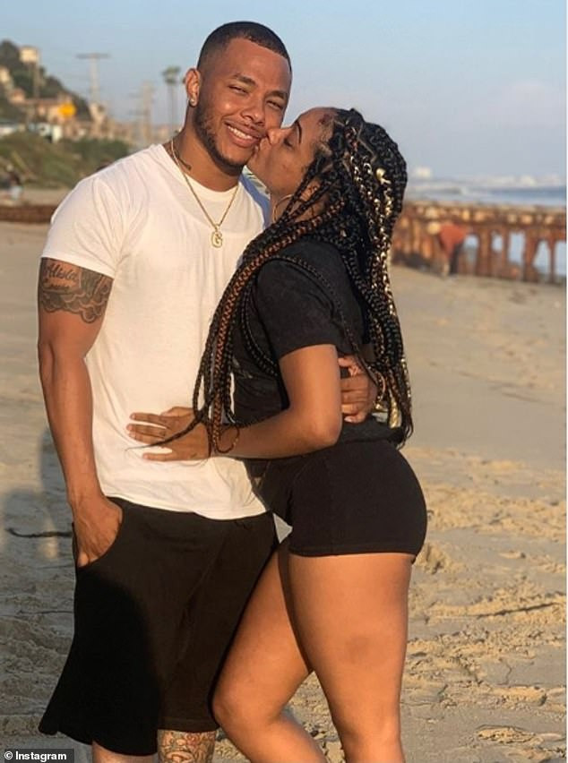 Sao phim 'Chạng vạng' và bạn gái qua đời tại nhà riêng 'rúng động' Hollywood ảnh 1