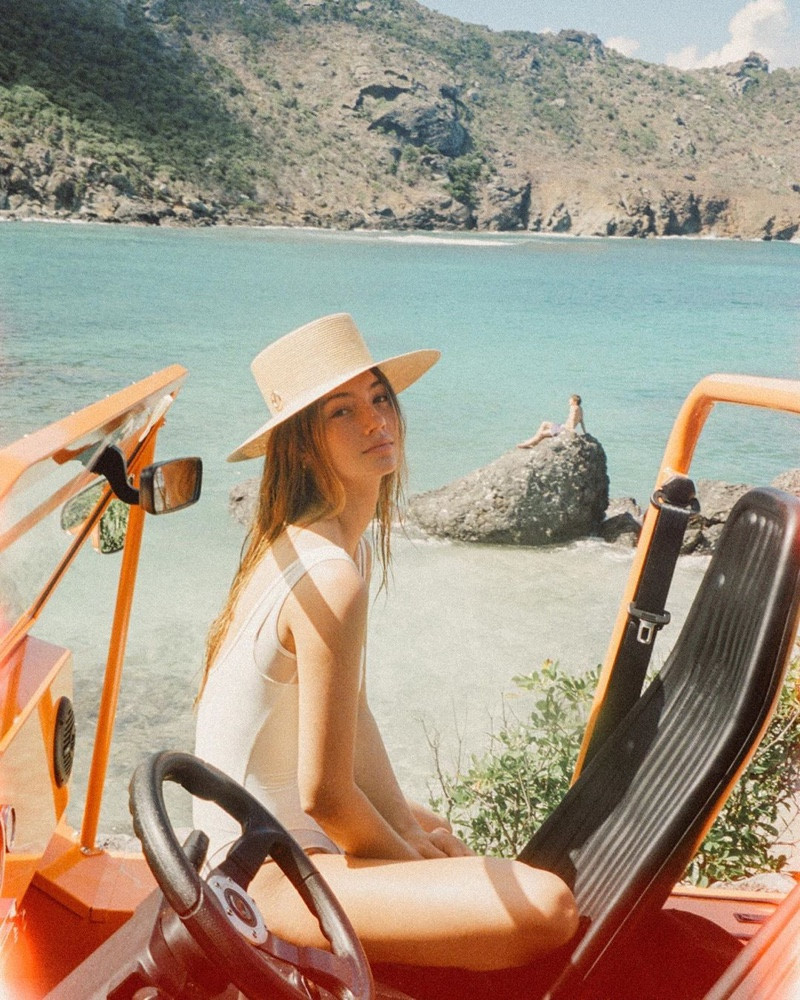 Đường cong quyến rũ 'chết người' của chân dài làng mốt cao 1m80 ảnh 10