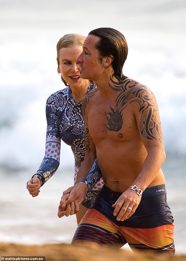 'Thiên nga nước Úc' Nicole Kidman đi nghỉ hạnh phúc bên chồng ảnh 7