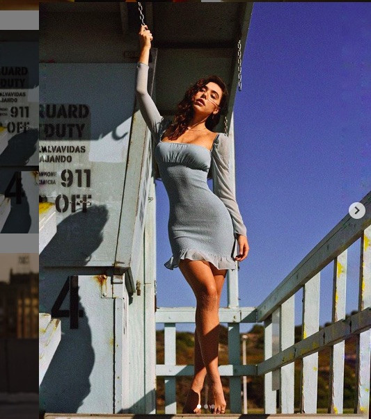 Đường cong tuyệt mỹ của 'Tượng nữ thần sắc đẹp' Alexis Ren ảnh 7