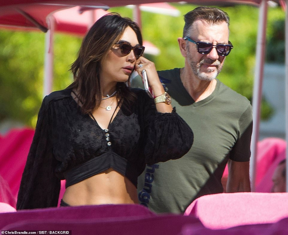 Duncan Bannatyne đi nghỉ bên vợ trẻ nóng bỏng kém 31 tuổi ảnh 8