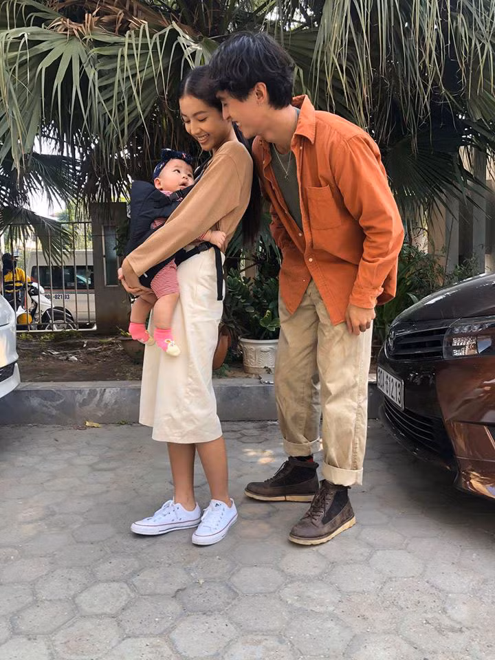 Diễn viên Bích Ngọc tiết lộ về quá trình làm mẹ của 5 em bé trong ‘Nhà trọ Balanha’ ảnh 2