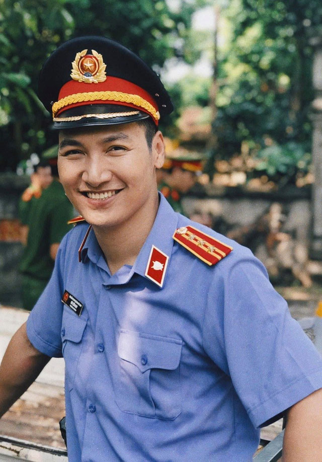 Mạnh Trường chia sẻ áp lực khi bị ‘soi’ diễn xuất trong ‘Tình yêu và tham vọng’ ảnh 2