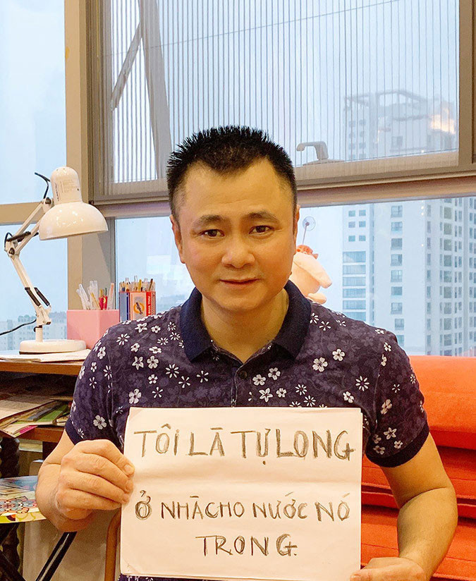 Sao Việt hào hứng theo trend ‘ở nhà': 'Tôi là Tự Long, ở nhà cho nước nó trong' ảnh 1