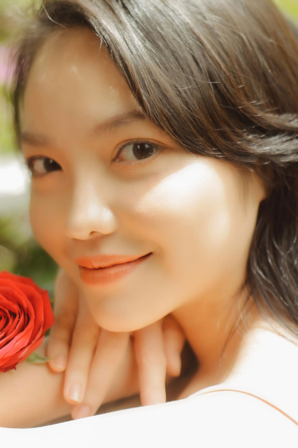 Hồng Kim Hạnh tung ảnh hững hờ, ngọt ngào quyến rũ ảnh 9