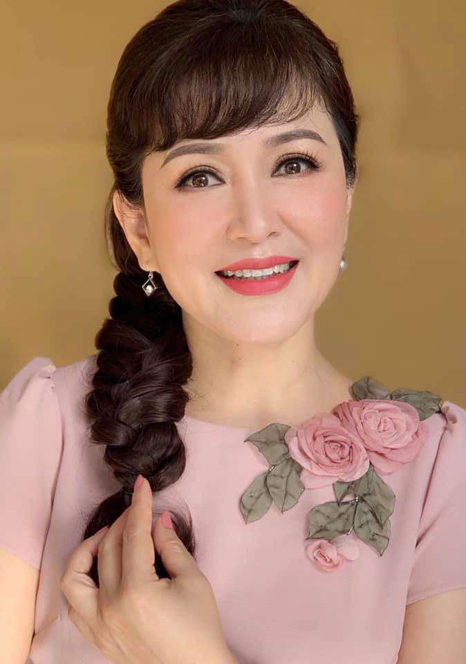 Cuộc sống nghỉ hưu nhưng bận rộn của NSND Minh Hoà ảnh 4