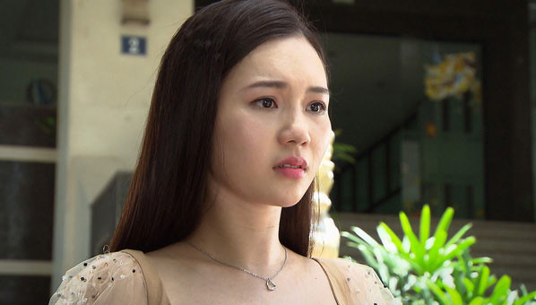 Diễn viên Ngọc Anh - người yêu Hoàng ‘cứu hoả’ bật mí chuyện sửa kịch bản trong ‘Lửa ấm ảnh 1