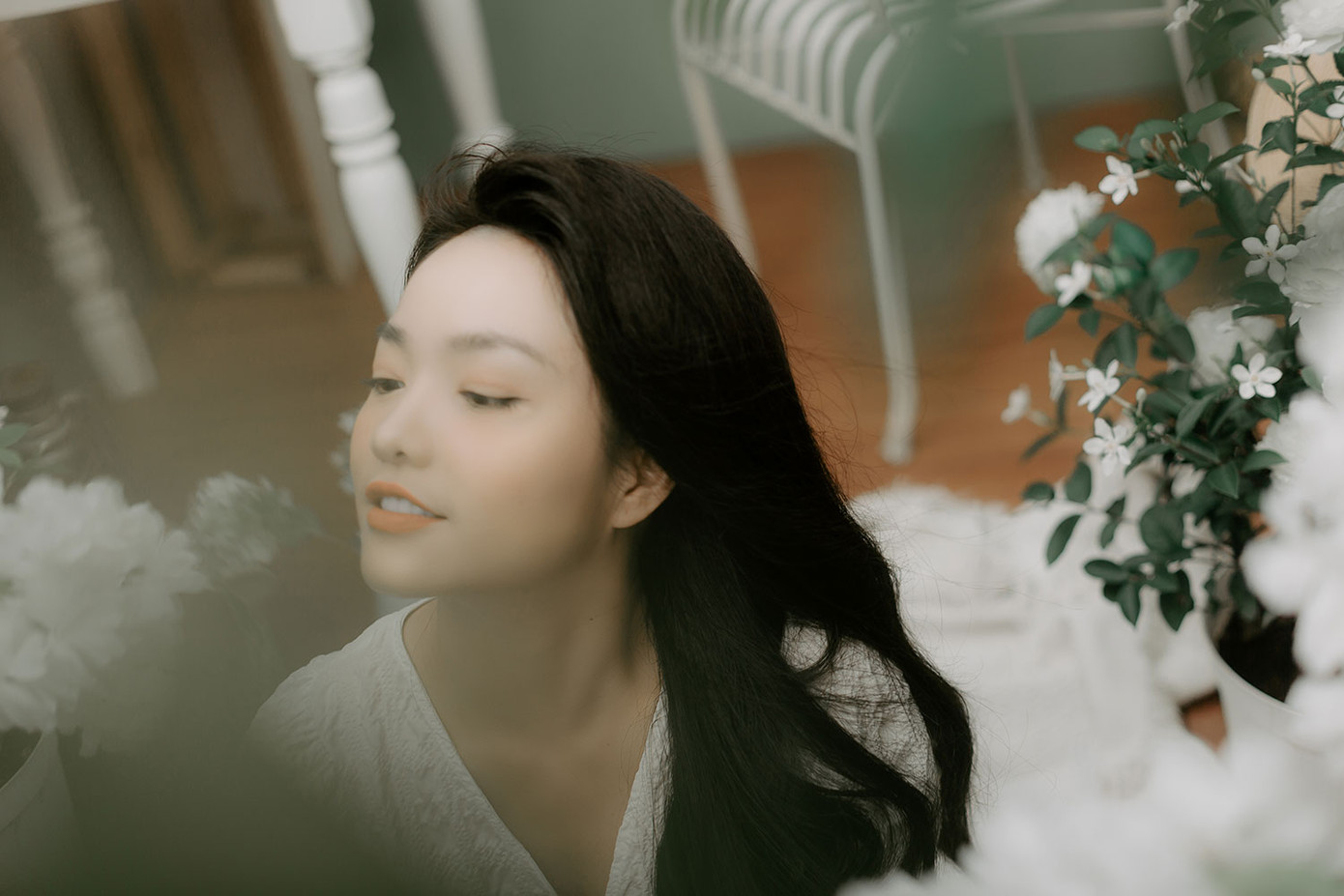 Hồng Kim Hạnh được fan ví như ‘Tiểu Long Nữ phiên bản Việt’ trong MV mới ảnh 6