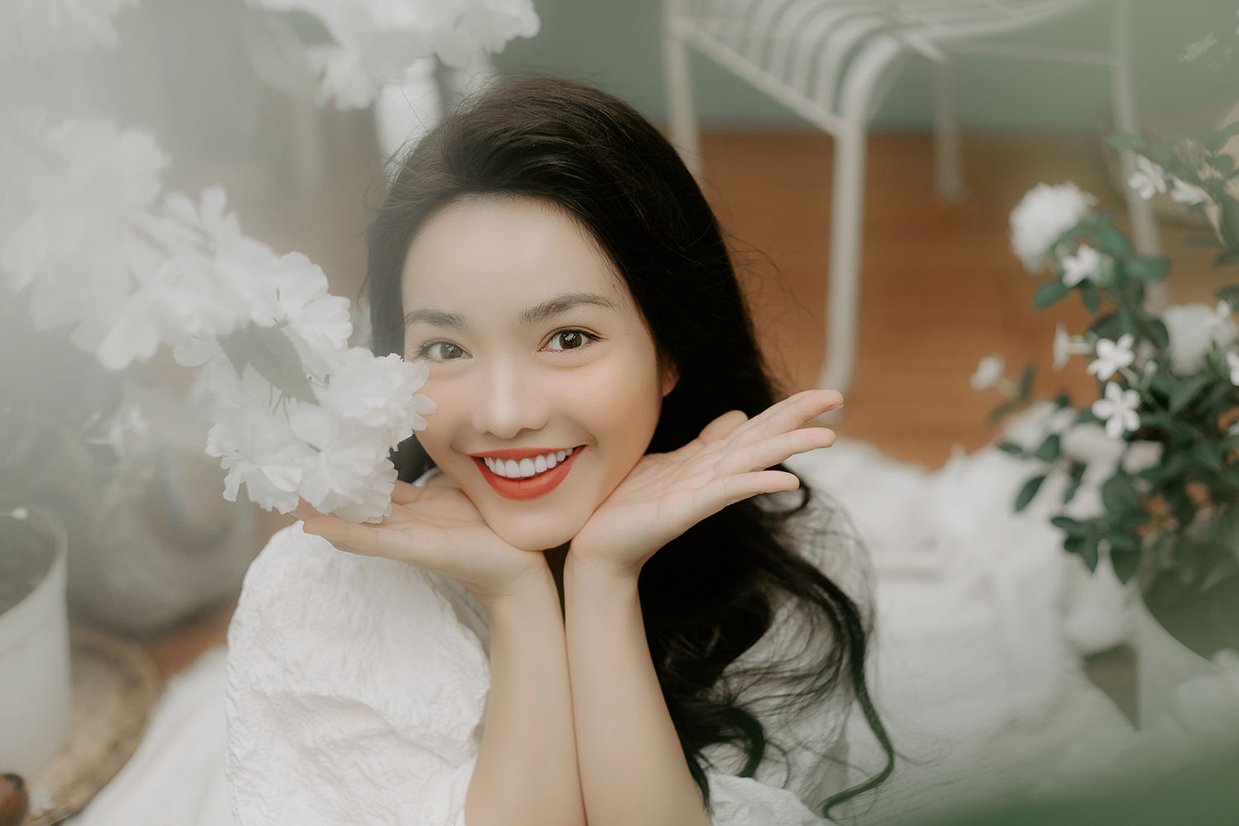 Hồng Kim Hạnh được fan ví như ‘Tiểu Long Nữ phiên bản Việt’ trong MV mới ảnh 7