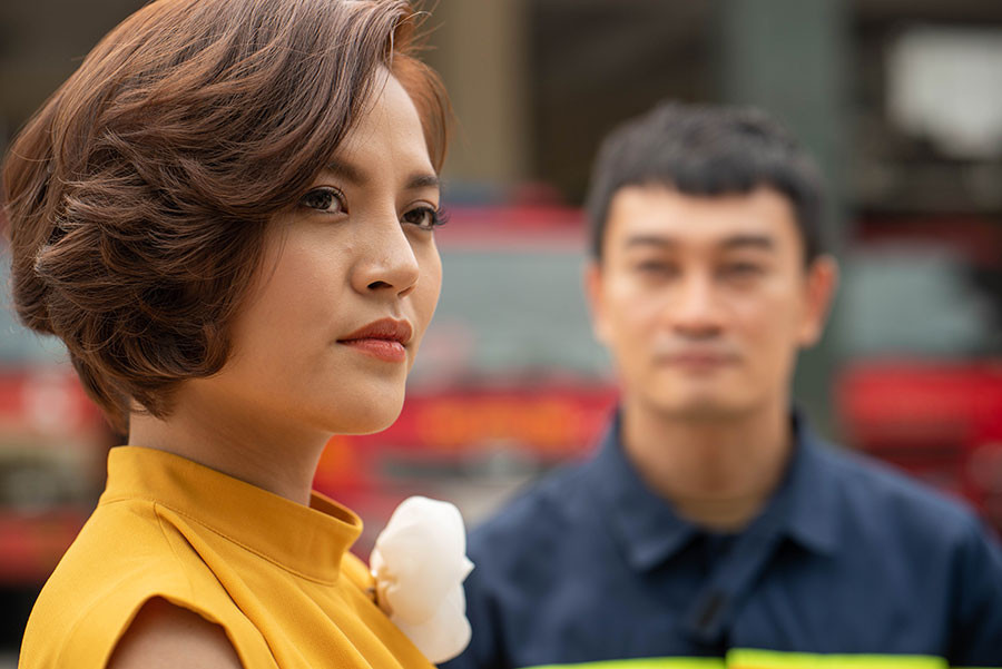 Thu Quỳnh kể chuyện cắt tóc, nợ cảnh quay trong ‘Lửa ấm’ ảnh 1