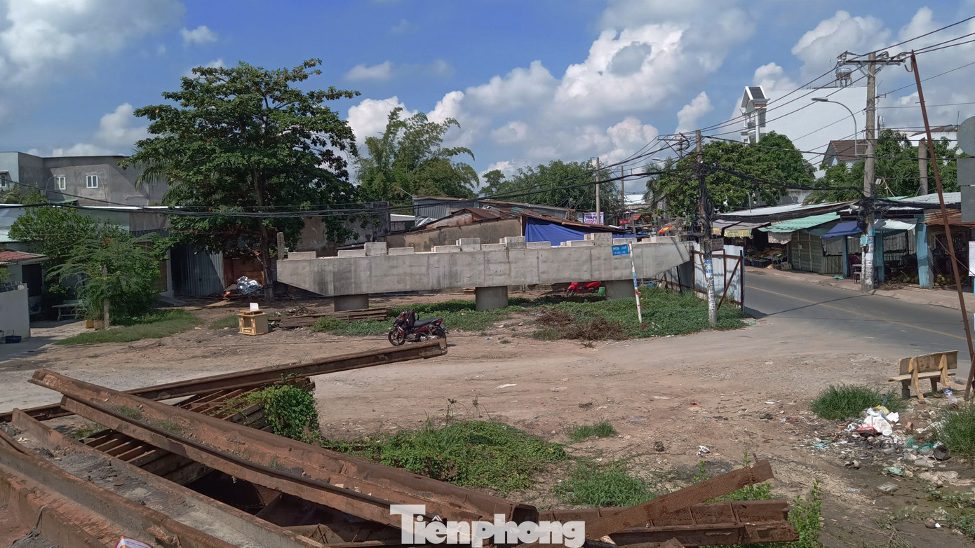 Người dân TPHCM 20 năm mòn mỏi chờ một cây cầu ảnh 5