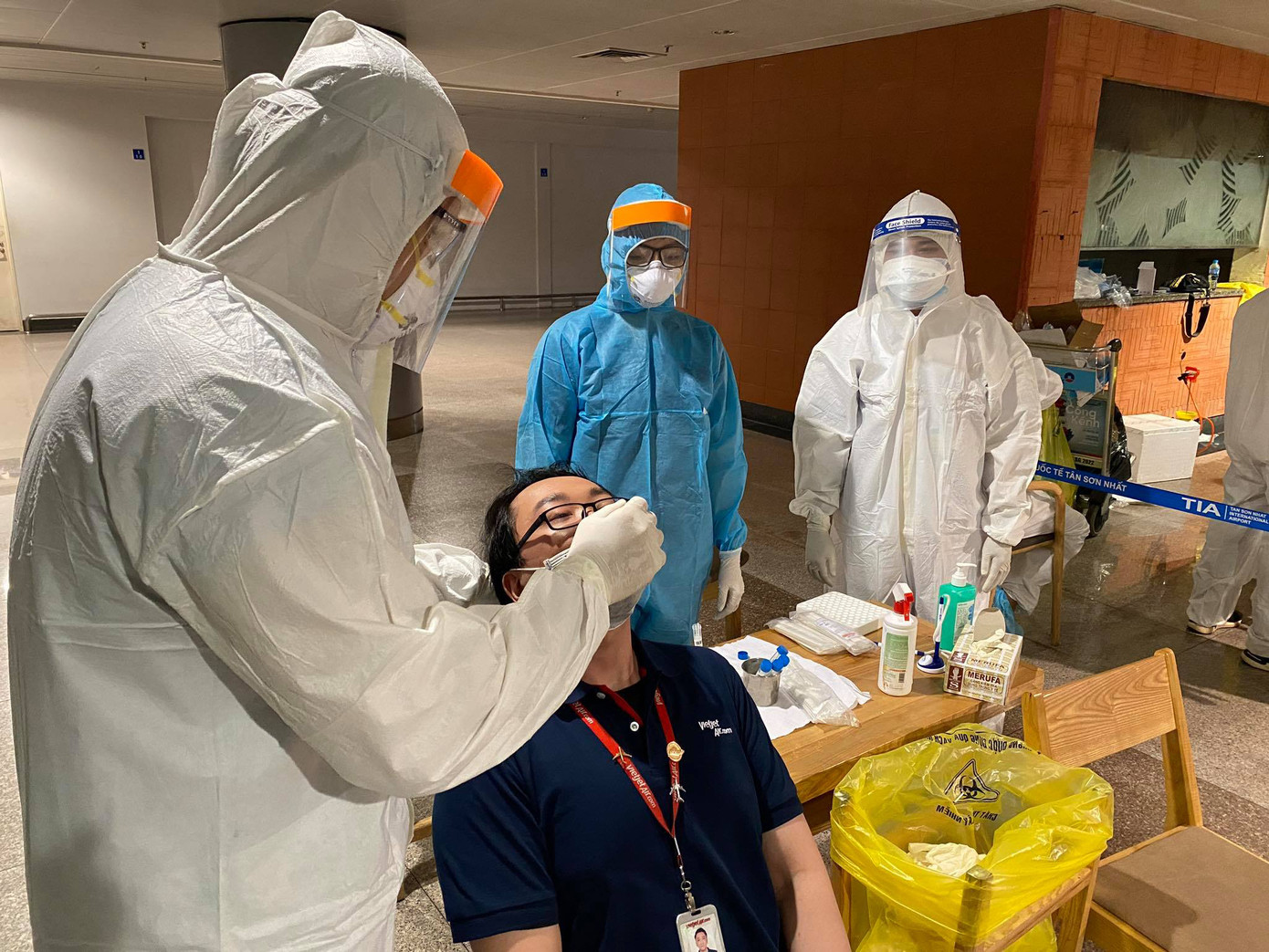 Kết quả xét nghiệm 35 người Trung Quốc nhập cảnh trái phép ở TPHCM ảnh 1