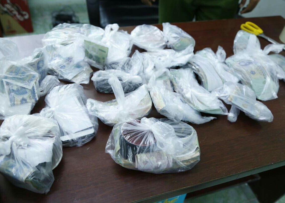 'Lãnh địa' cờ bạc có 4 người cầm đàm cảnh giới ảnh 2