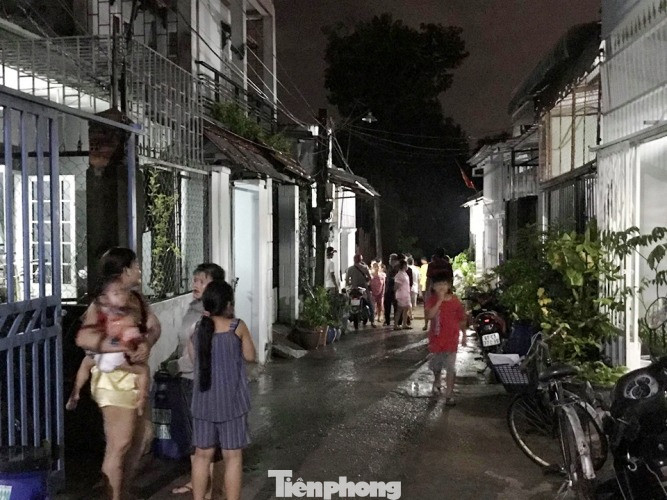 Bé trai 4 tuổi tắm mưa bị nước cuốn mất tích ảnh 2