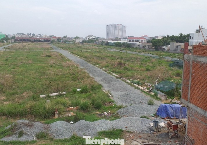 Khu nhà ở thương mại đường sắt mở rộng đang tạm ngưng để chờ ý kiên Thủ tướng 5 Bộ vào cuộc vụ phá đường ray xây nhà tại Bình Dương ảnh 2