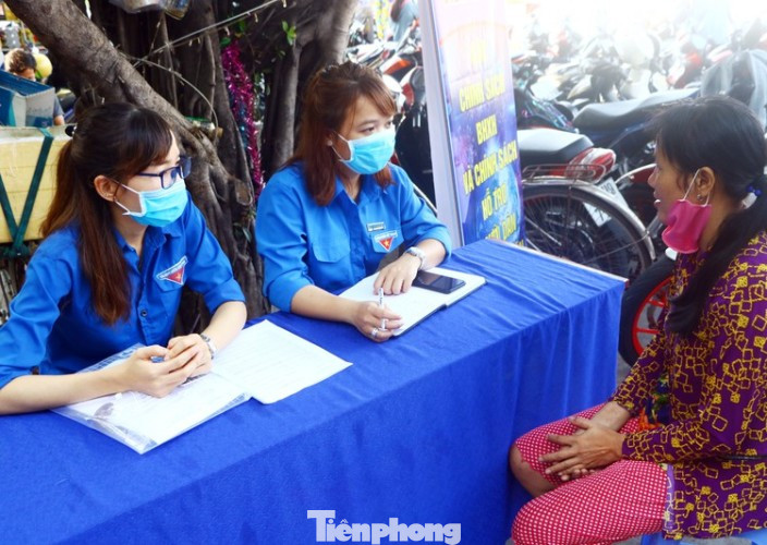 Thanh niên Bình Dương mở siêu thị 0 đồng cho người lao động khó khăn ảnh 5