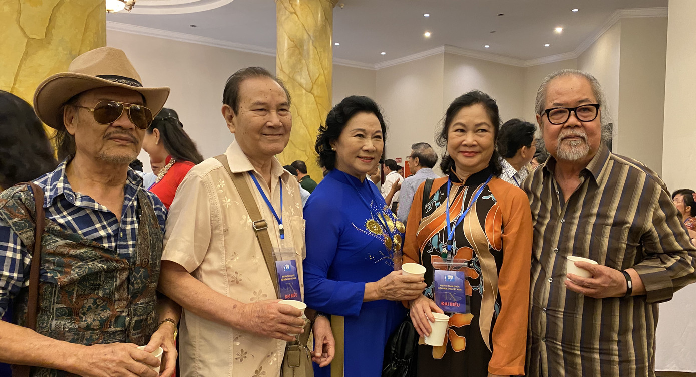 Hội Điện ảnh chưa thể bầu Chủ tịch, nóng lại vụ cổ phần hóa hãng phim ảnh 2