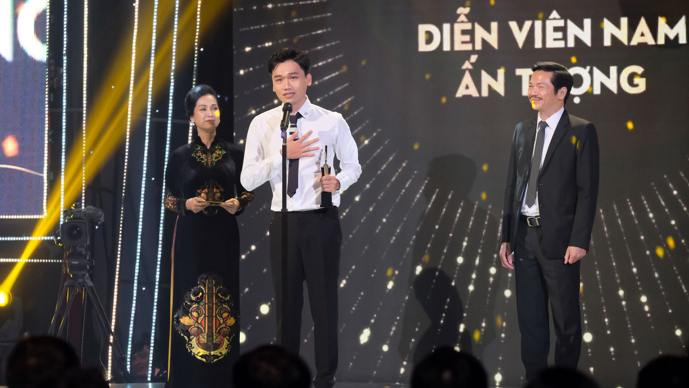 Vì đâu Xuân Nghị lần đầu đóng vai chính đã ẵm giải VTV Awards? ảnh 3