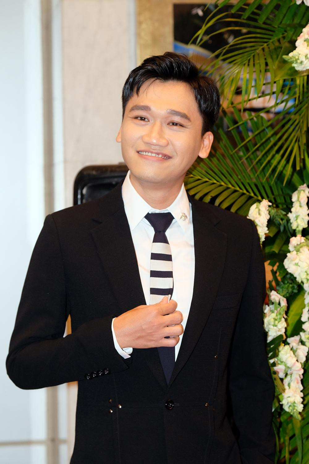 Hồng Diễm, Phương Oanh, dàn nghệ sĩ Táo quân hâm nóng thảm đỏ VTV Awards 2020 ảnh 11