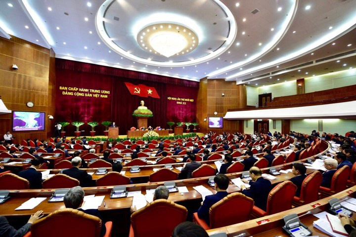 Kết luận của Bộ Chính trị về độ tuổi tái cử nhiệm kỳ tới ảnh 1