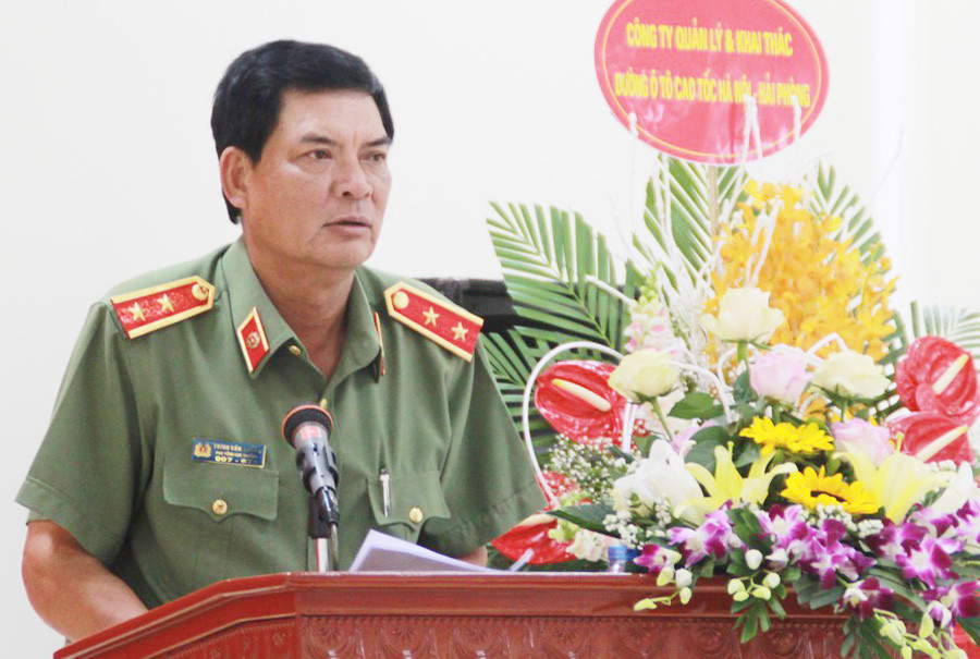 Ông Nguyễn Anh Trí: Đừng để người thờ ơ, vô cảm giữ trọng trách ảnh 2 Ông Nguyễn Anh Trí: Đừng để người thờ ơ, vô cảm giữ trọng trách ảnh 2