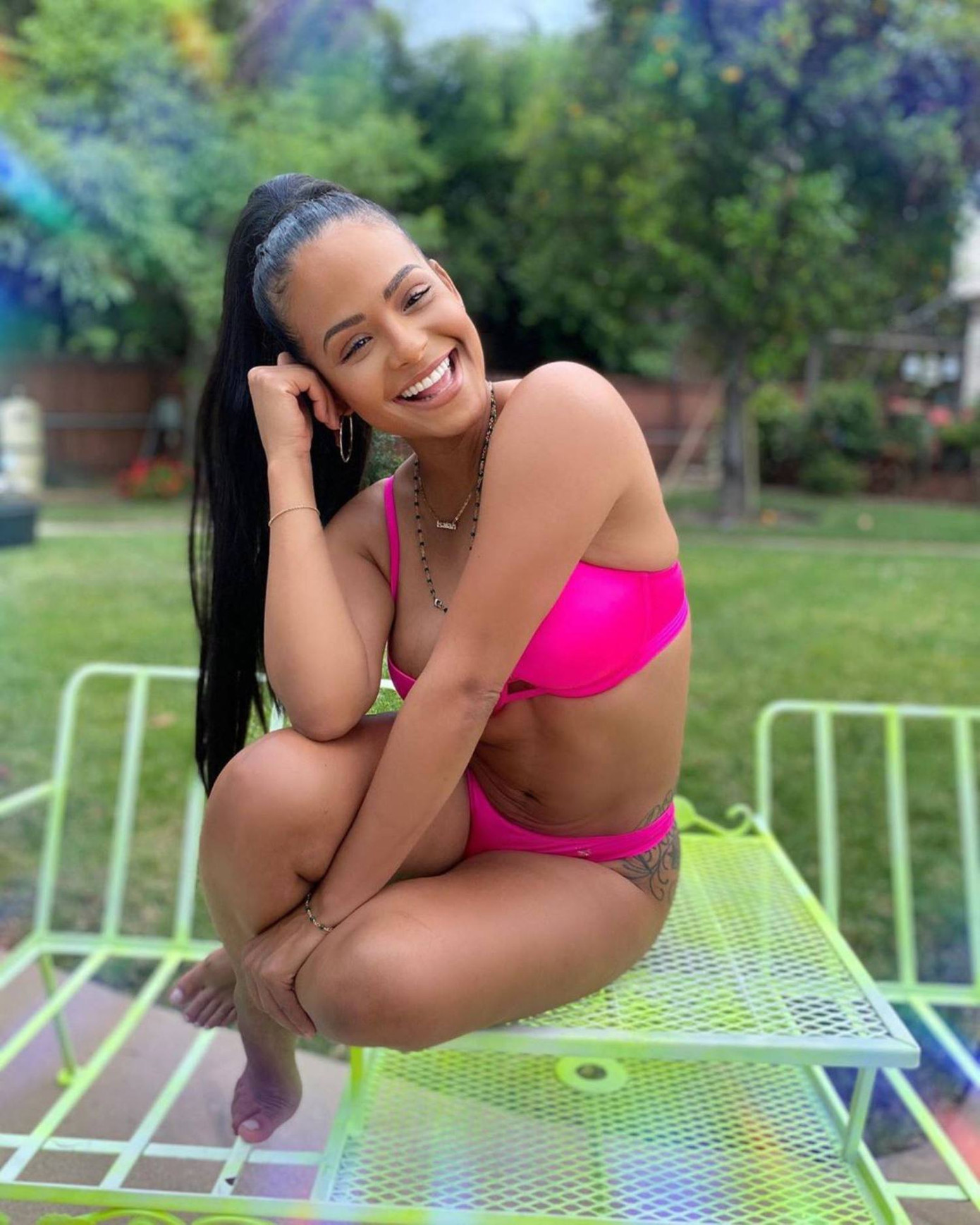 Mỹ nhân Cuba nóng bỏng 'nảy lửa' khiến cánh mày râu 'điên đảo' ảnh 2