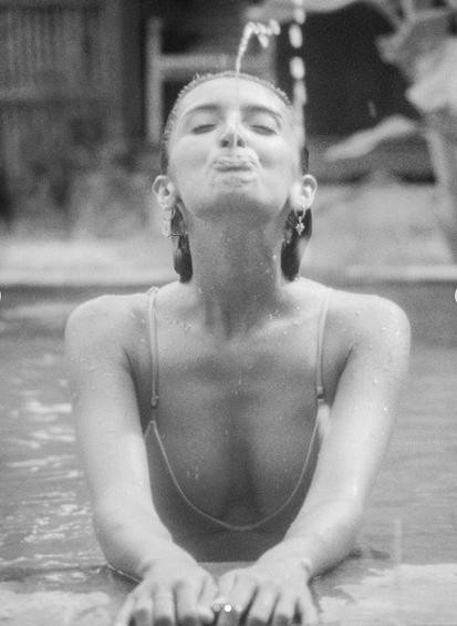 Sắc vóc nóng bỏng 'rực lửa' của chân dài Nathalya Cabral ảnh 7