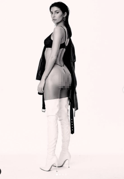 Nicole Williams mặc nội y nhỏ xíu khoe trọn vòng 3 'bốc lửa' ảnh 1