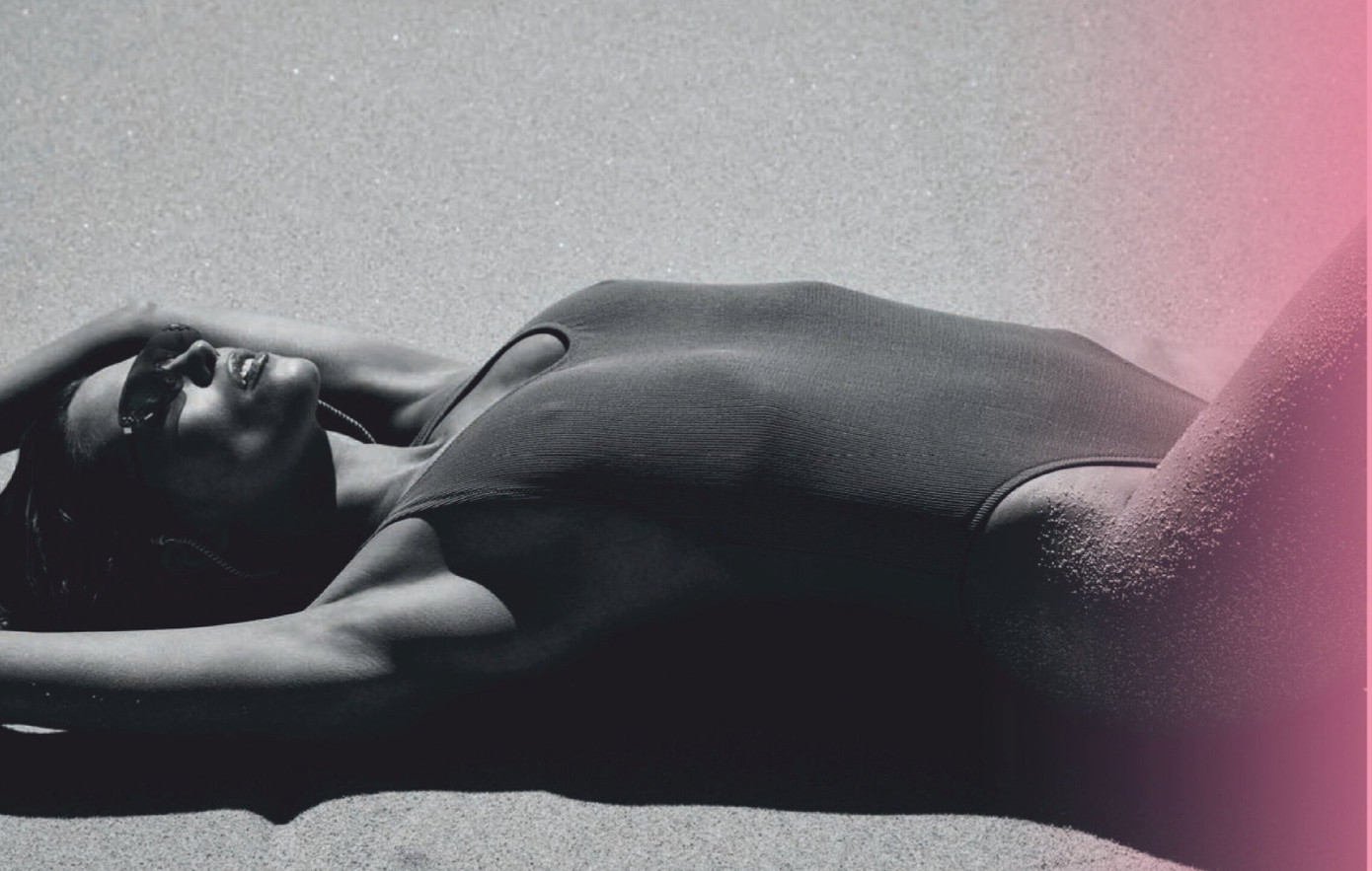 Người đẹp Séc quyến rũ mê đắm với loạt ảnh 'thả rông' nóng bỏng ảnh 3