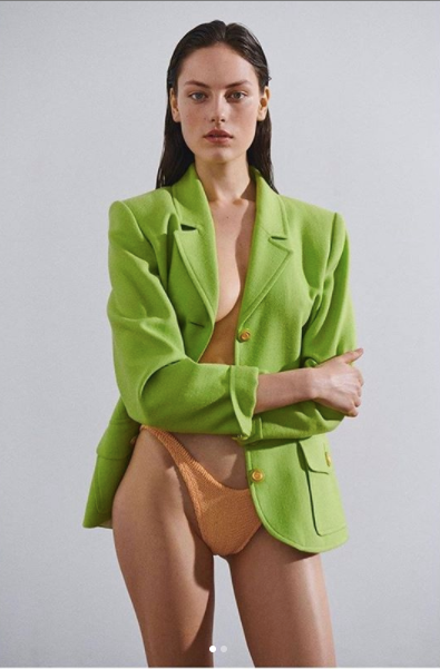 Sắc vóc thanh xuân gợi cảm của chân dài 2k người Đan Mạch ảnh 1