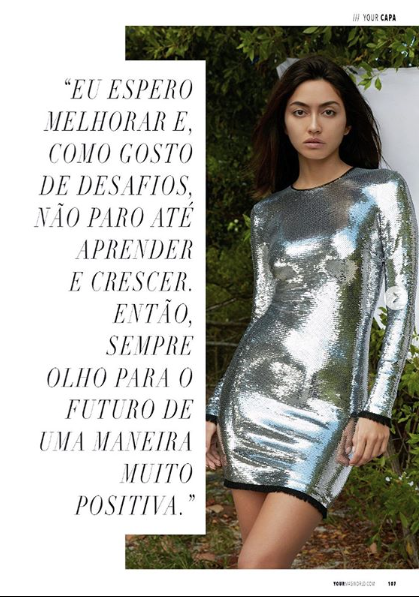 Ambra Gutierrez khoe đường cong tuyệt mỹ với áo ren xuyên thấu ảnh 7