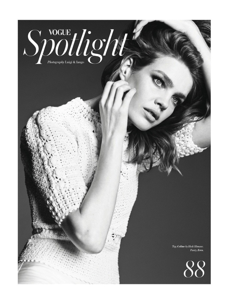 Ngưỡng mộ sắc vóc quá đỗi trẻ đẹp của siêu mẫu Nga 5 con ở tuổi U40 ảnh 5